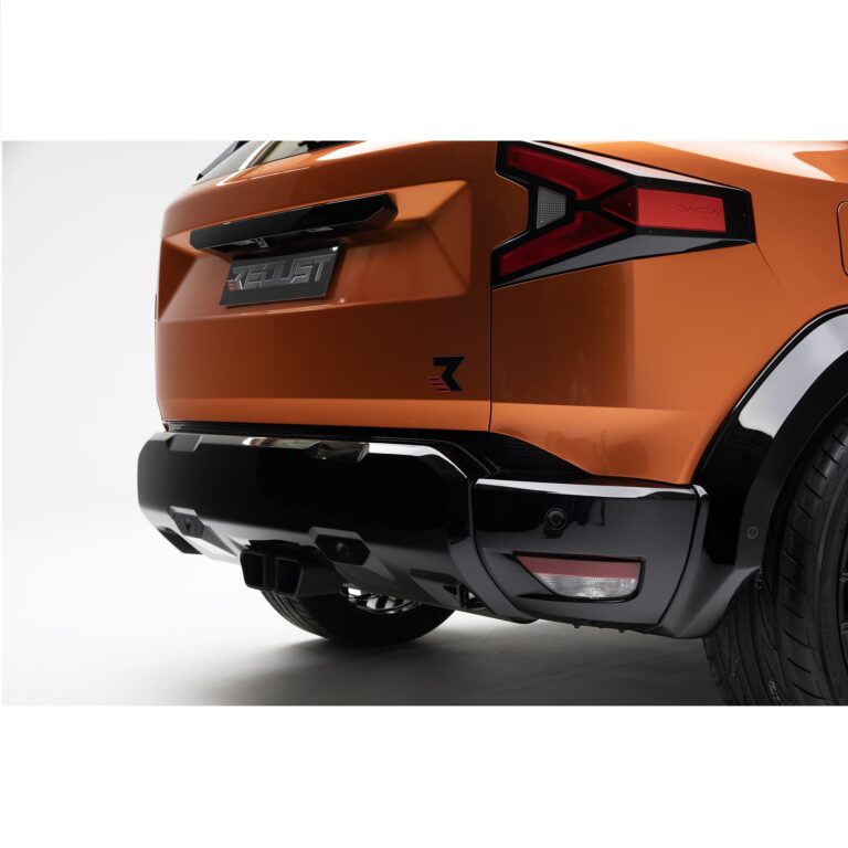 REDUST Edelstahl Doppelrohr Sportauspuff für Dacia Duster III Hybrid 140