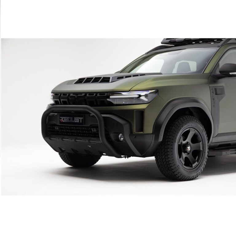 Frontschutzbügel "REDUST" für Dacia Duster III 4WD Schwarz Matt
