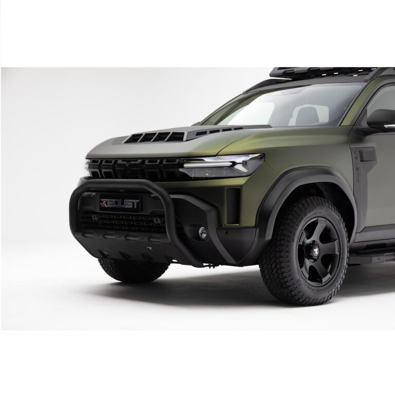 Haubenhutze "REDUST" für Dacia Duster III (Schwarz Matt)