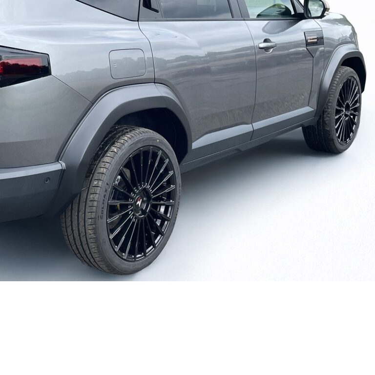 REDUST Radlaufverbreiterungen Satz für Dacia Bigster